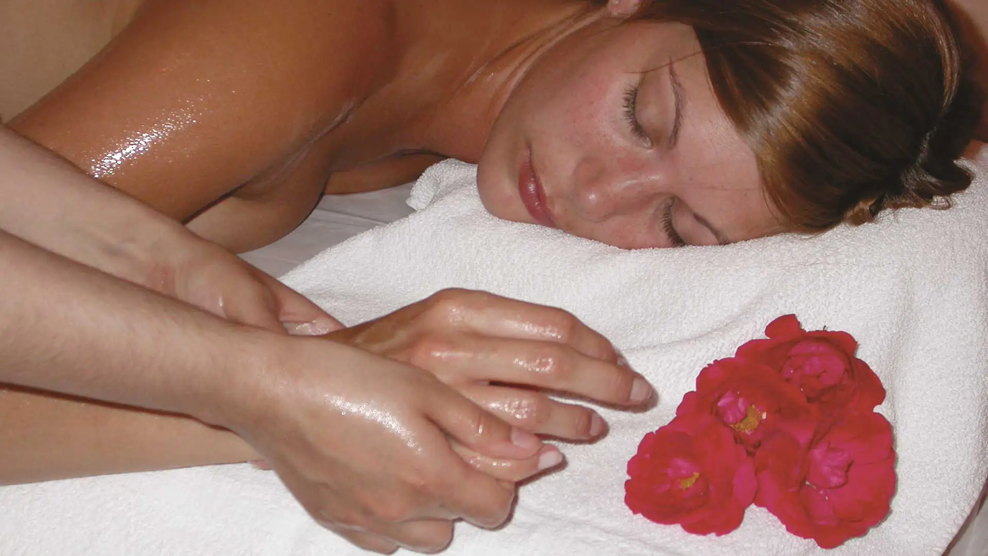 historischer-krug-wellness-handmassage